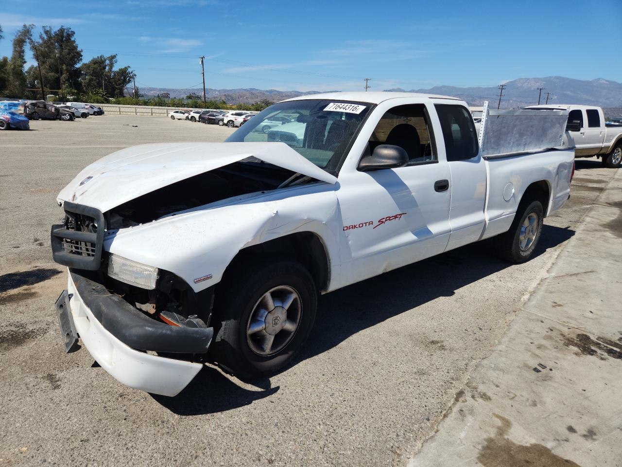 1999 DODGE DAKOTA | 1B7FL22P7XS240054 | UPCARS