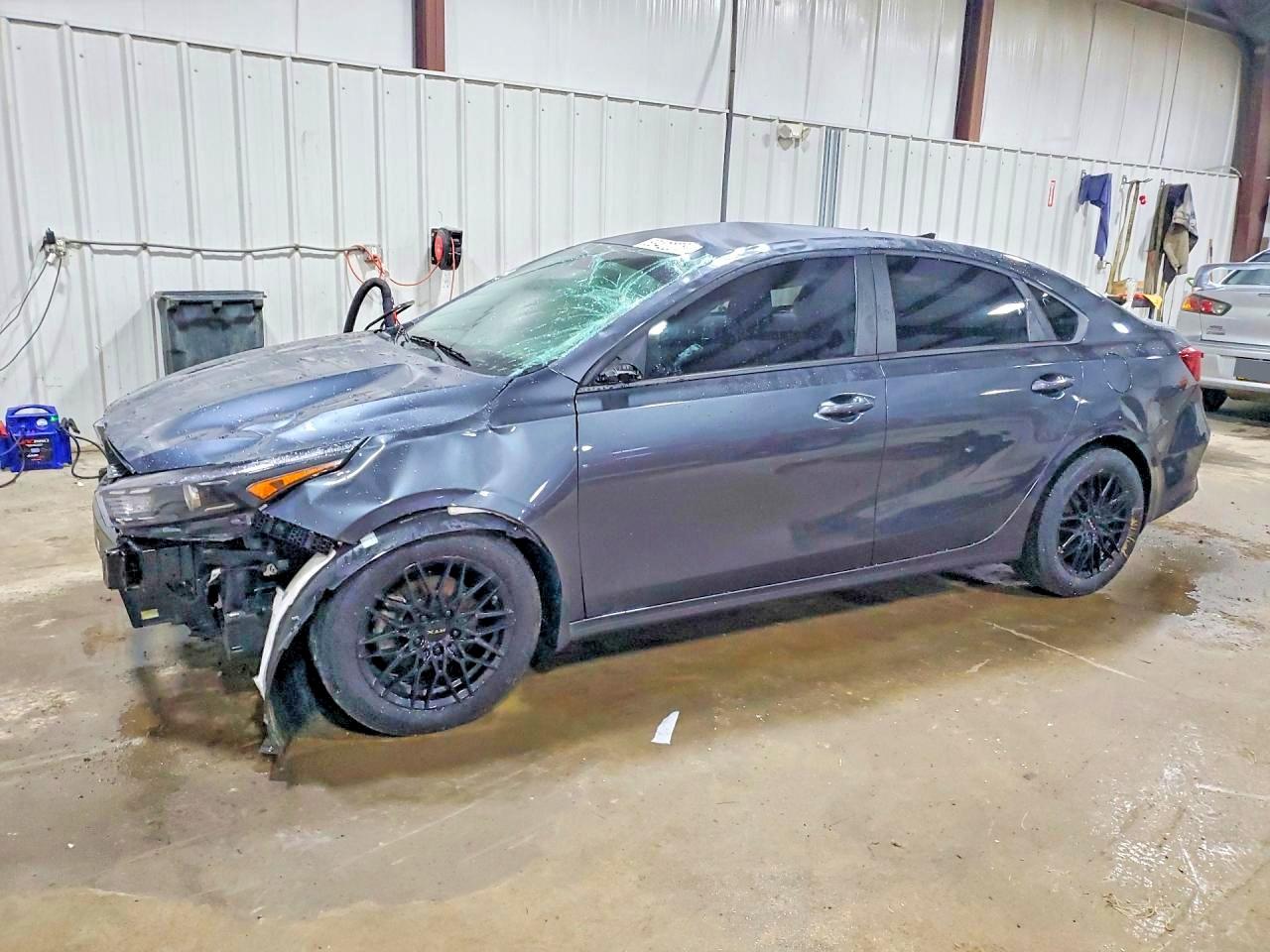 2024 KIA FORTE LXS | 3KPF24AD0RE758258 | UPCARS