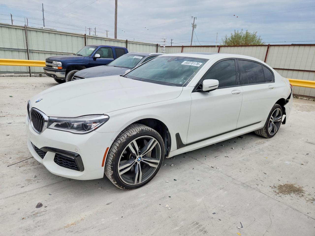 2017 BMW 7 SERIES I | WBA7F0C30HGM22028 | UPCARS