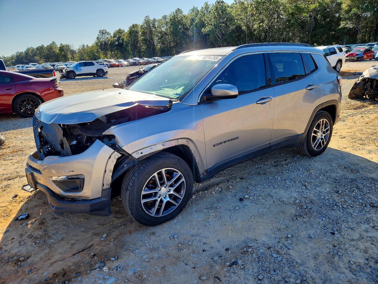 2019 JEEP COMPASS LATITUDE | 3C4NJCBB5KT814900 | UPCARS