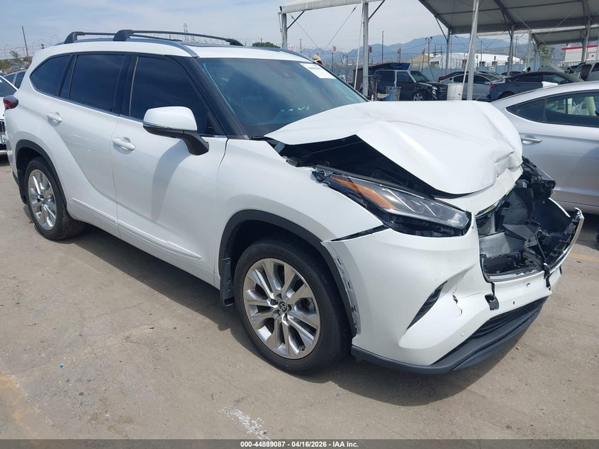 2023 TOYOTA HIGHLANDER LIMITED | 5TDKDRBH6PS013945 | UPCARS