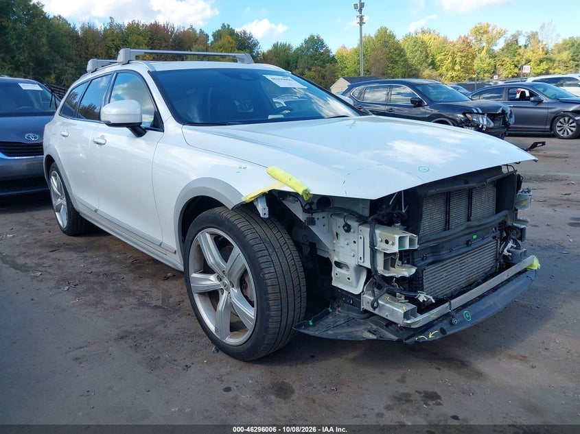 2018 VOLVO V90 CROSS COUNTRY T6 VOLVO OCEAN RACE | YV4A22NT4J1036277 | UPCARS