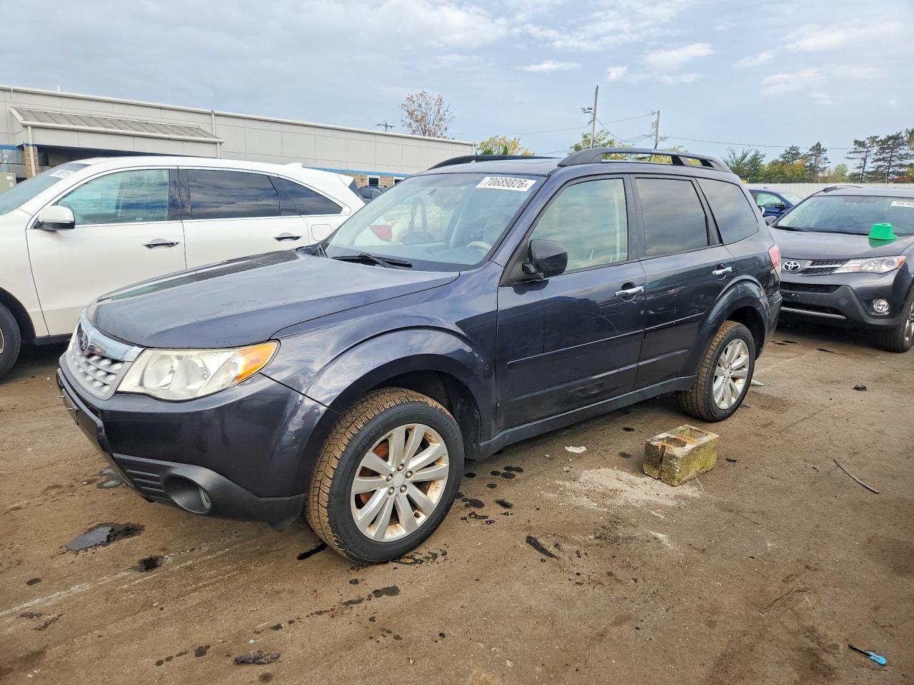 2011 SUBARU FORESTER 2.5X PREMIUM | JF2SHADC8BH728487 | UPCARS