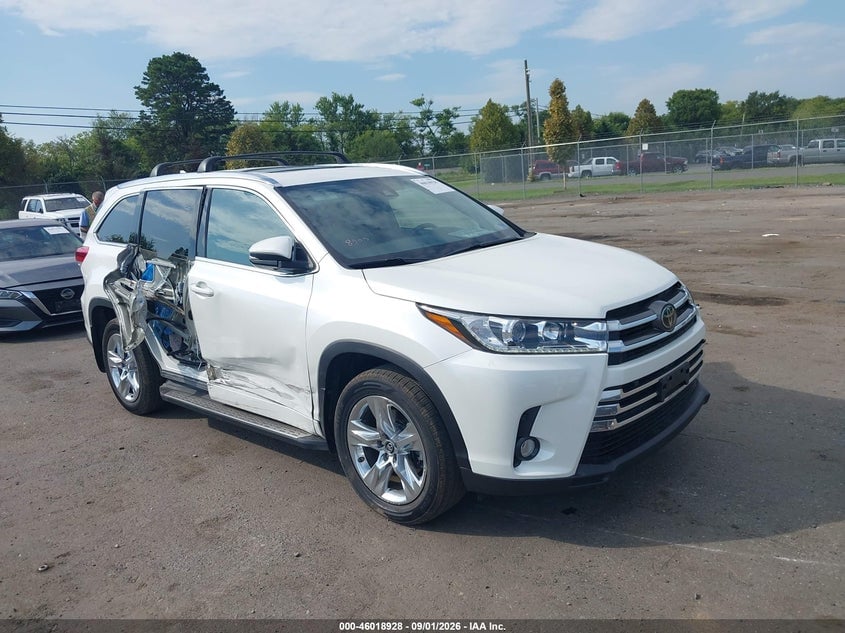 2018 TOYOTA HIGHLANDER LIMITED | 5TDDZRFH7JS894604 | UPCARS