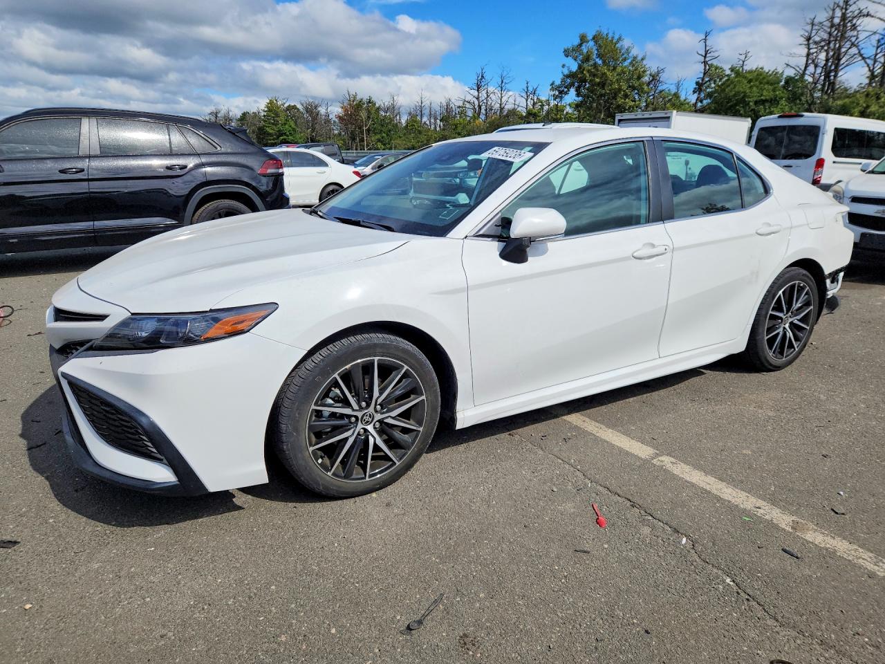 2024 TOYOTA CAMRY SE | 4T1G11BK3RU116567 | UPCARS