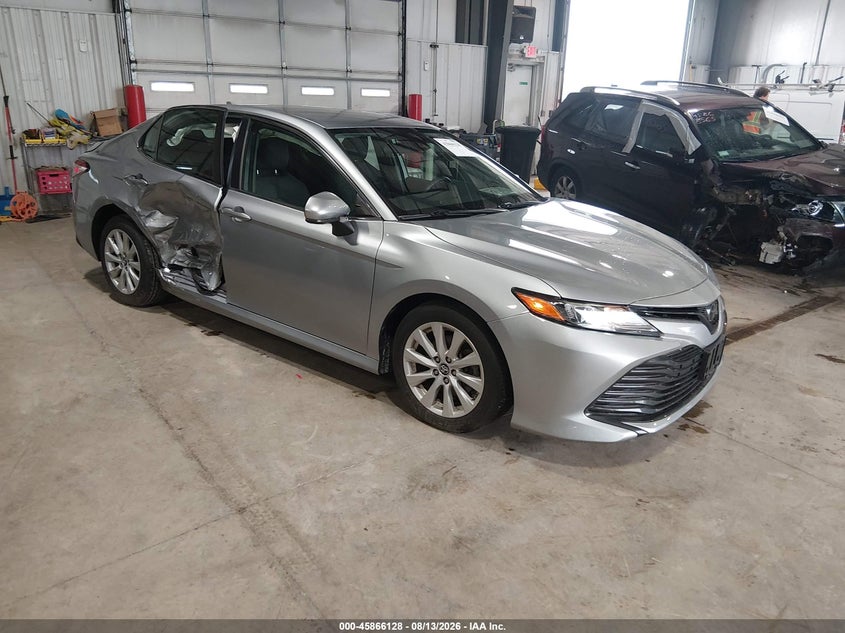 2019 TOYOTA CAMRY LE | 4T1B11HK6KU813142 | UPCARS