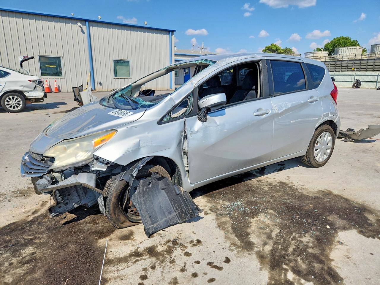 2015 NISSAN VERSA SV | 3N1CE2CP4FL419048 | UPCARS