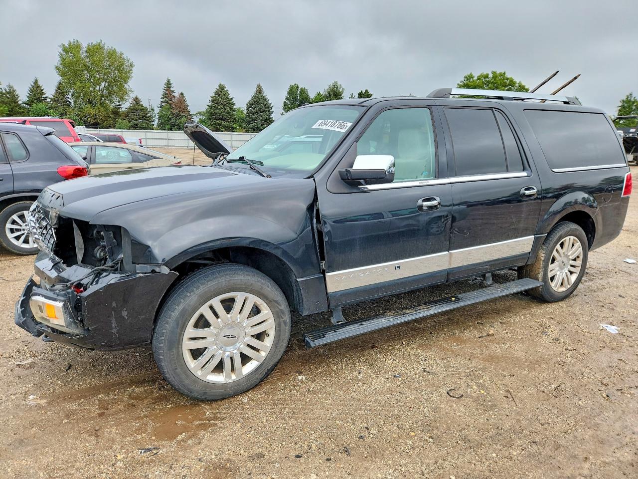 2011 LINCOLN NAVIGATOR L | 5LMJJ3J56BEJ07484 | UPCARS