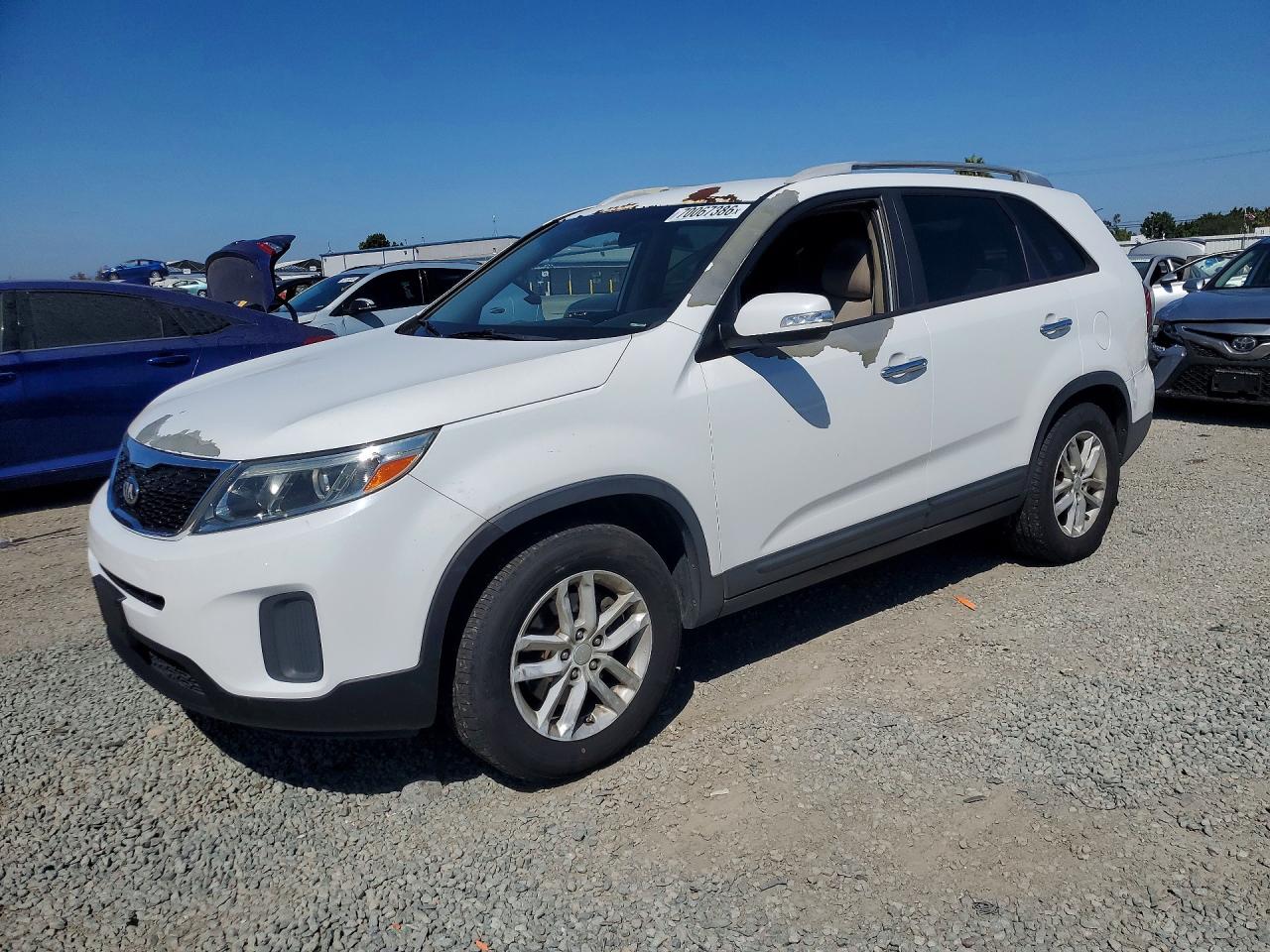 2015 KIA SORENTO LX | 5XYKT4A70FG642126 | UPCARS