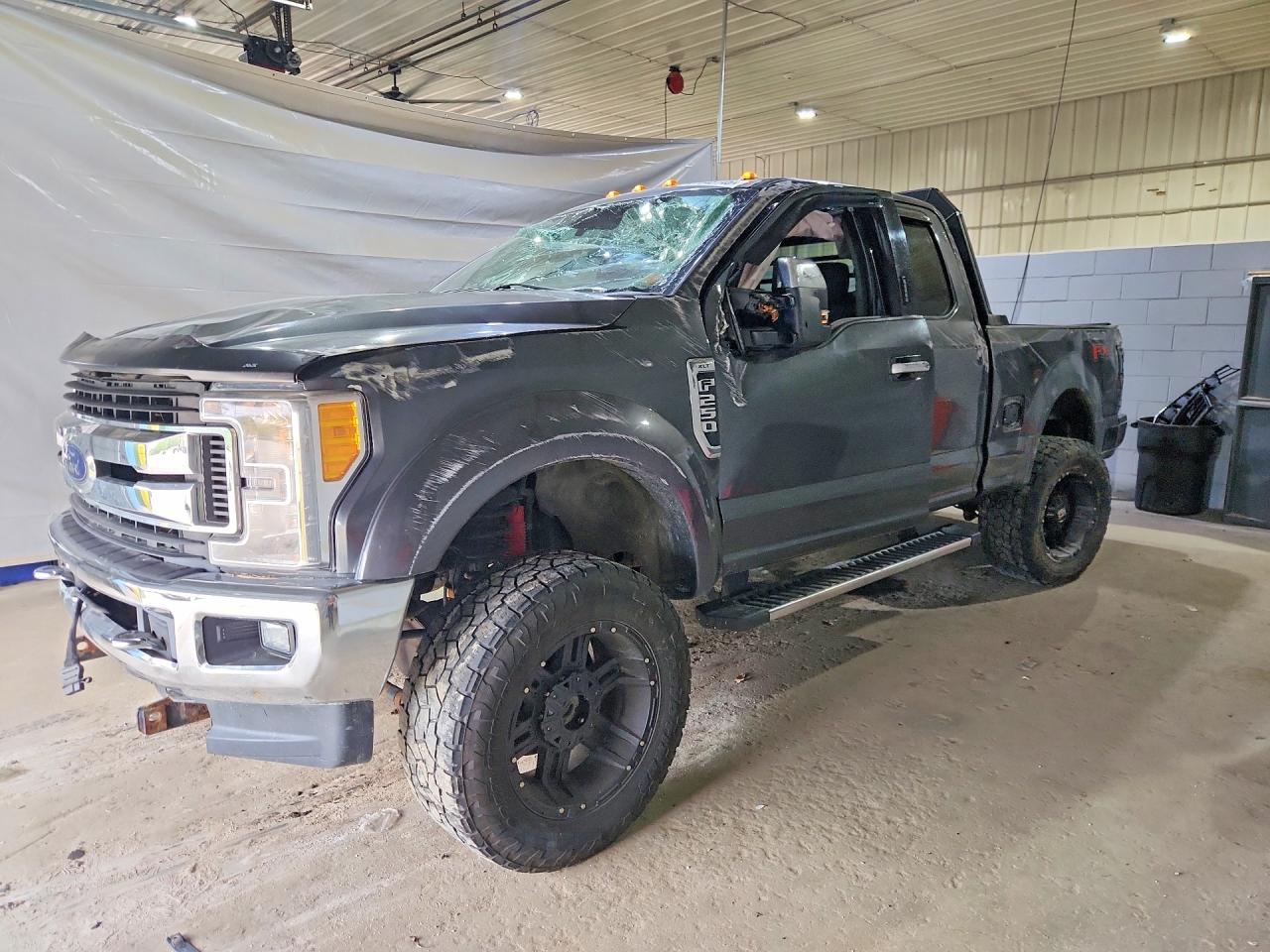 2017 FORD F250 SUPER DUTY | 1FT7X2B60HEE11730 | UPCARS