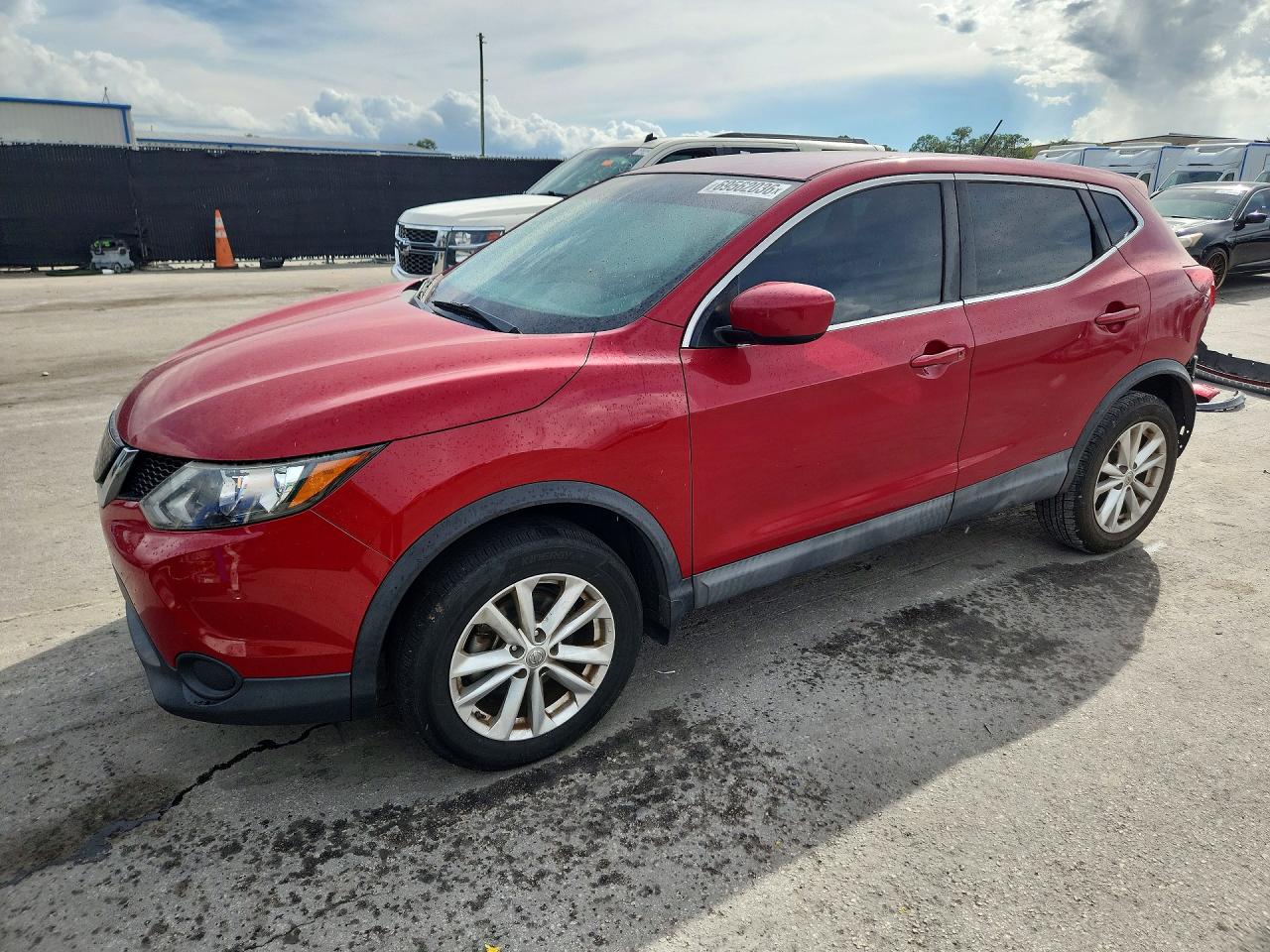 2018 NISSAN ROGUE S | JN1BJ1CP5JW152622 | UPCARS