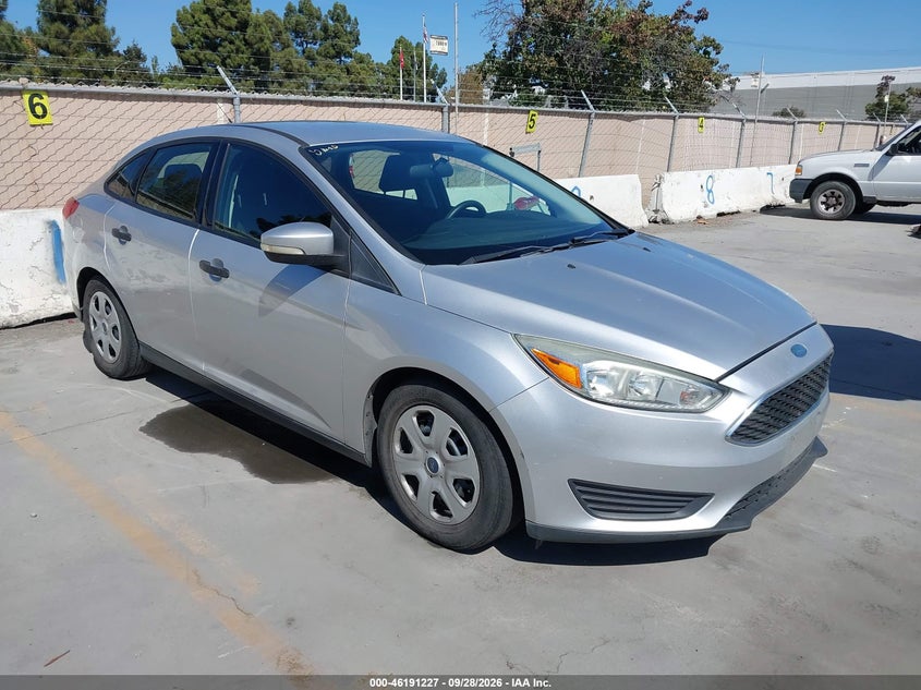 2016 FORD FOCU S | 1FADP3E28GL383306 | UPCARS