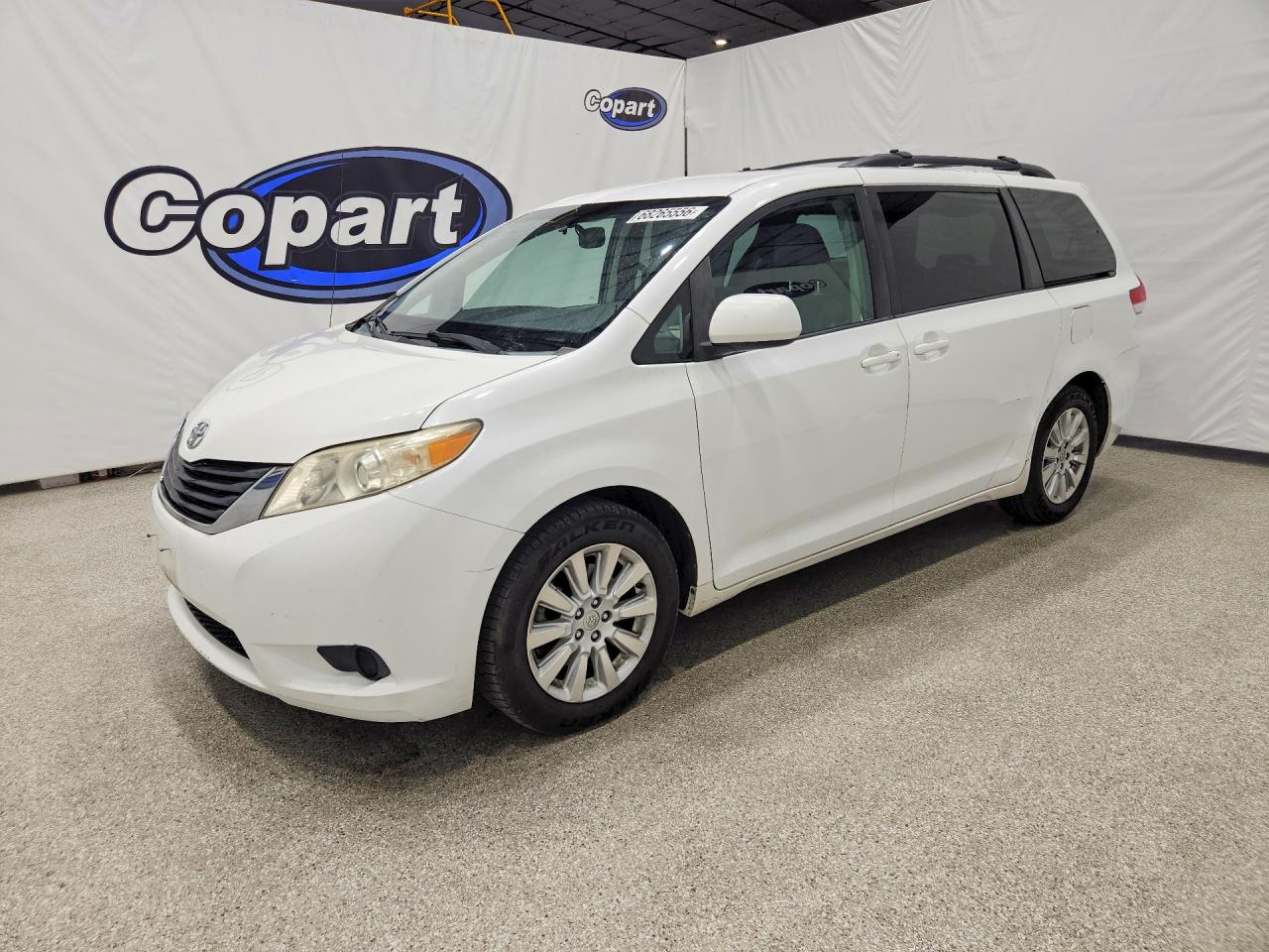 2012 TOYOTA SIENNA LE | 5TDJK3DC4CS044301 | UPCARS