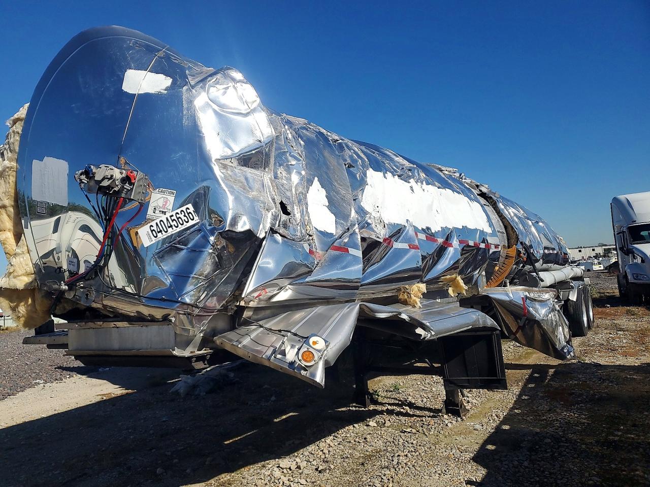2009 BRENT TRAILERS BRENNER TANK TRAILER | 10BFB62349F0C1969 | UPCARS