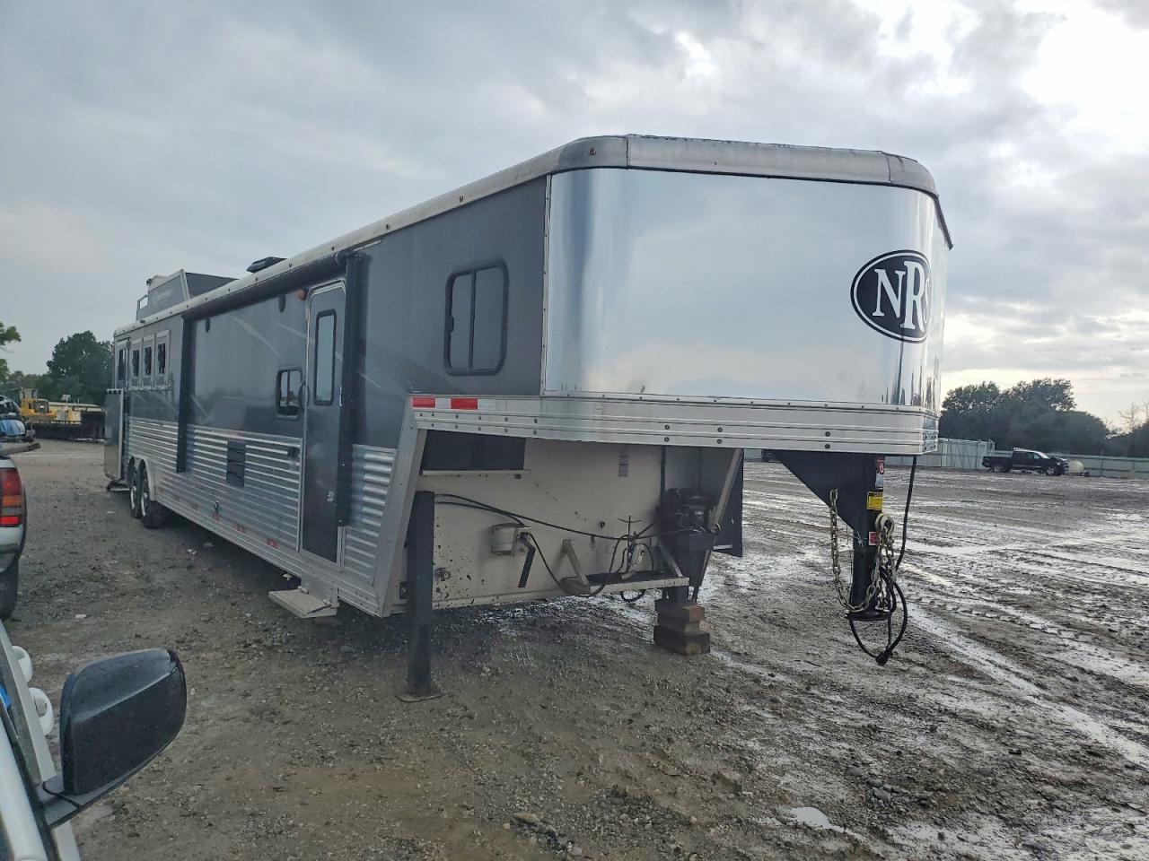 2019 NRST UNKNOW NRS HORSE TRAILER | 51Y396R24K2008699 | UPCARS
