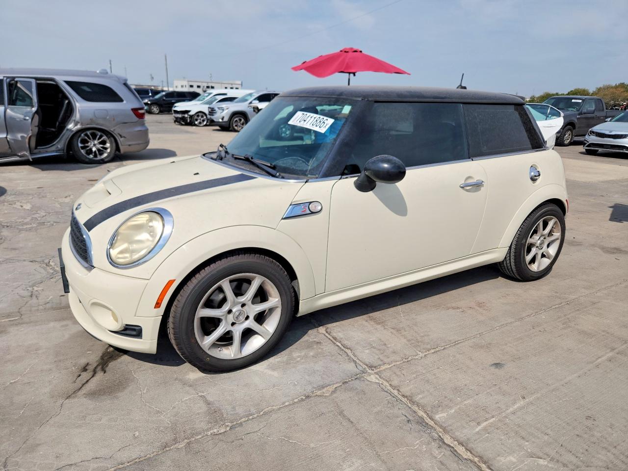 2010 MINI COOPER S | WMWMF7C53ATX43667 | UPCARS