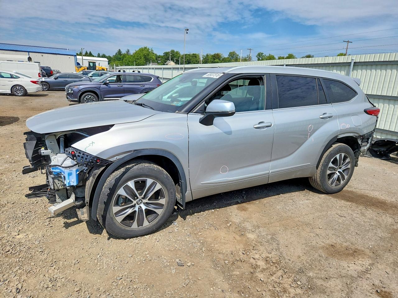 2023 TOYOTA HIGHLANDER XLE | 5TDKDRBH5PS505107 | UPCARS