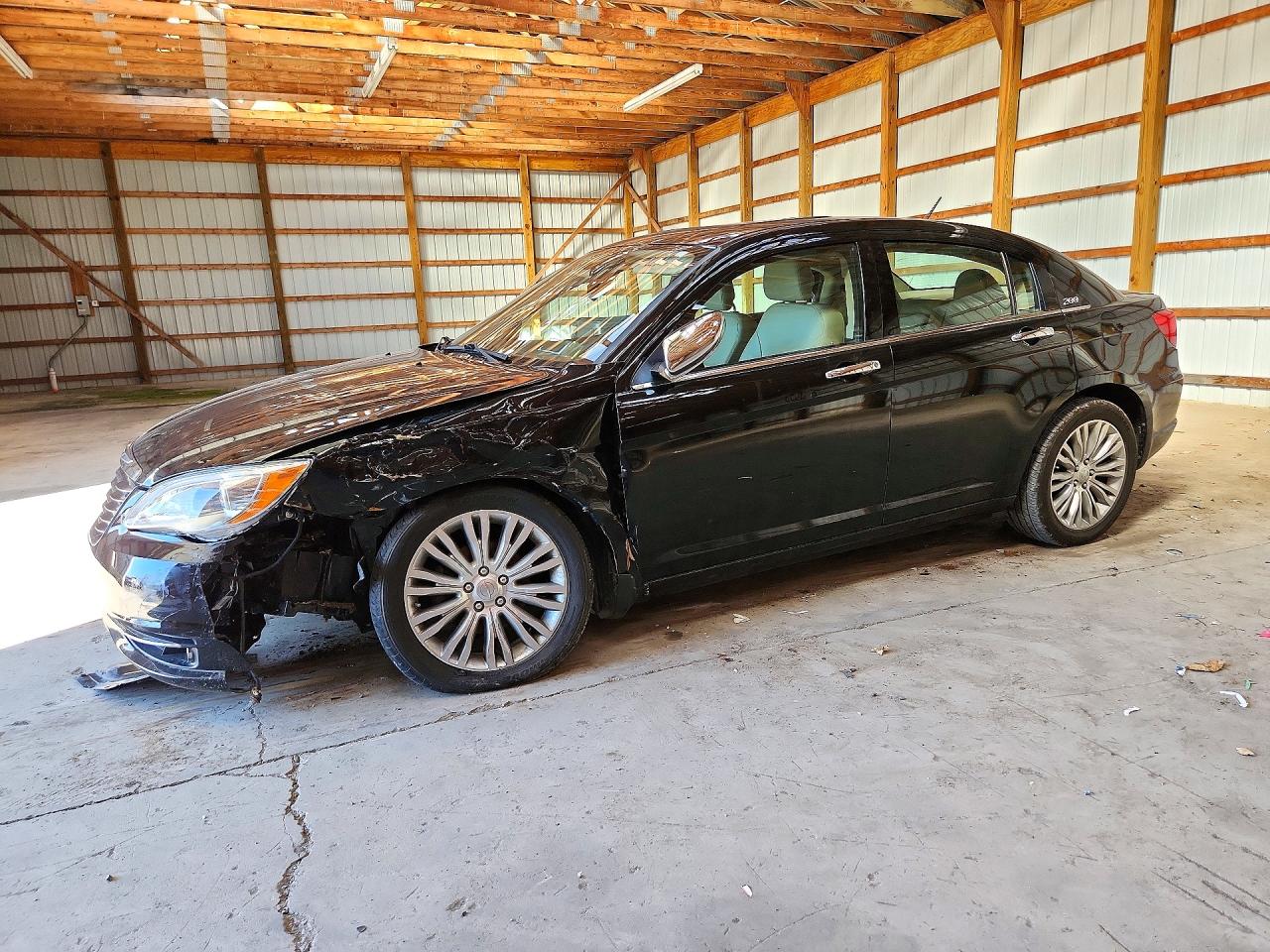 2012 CHRYSLER 200 LIMITED | 1C3CCBCG8CN188805 | UPCARS