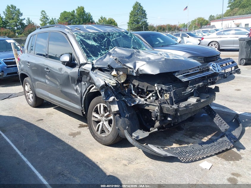 2016 VOLKSWAGEN TIGUAN S | WVGAV7AX0GW586132 | UPCARS