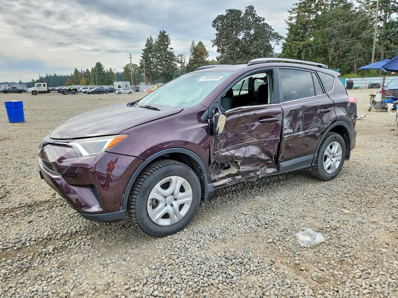 2017 TOYOTA RAV4 LE | 2T3BFREV5HW609379 | UPCARS