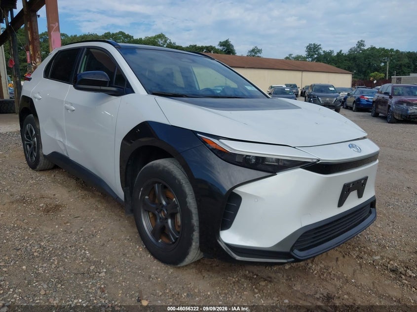 2025 TOYOTA BZ4 XLE | JTMABACA7SA091659 | UPCARS
