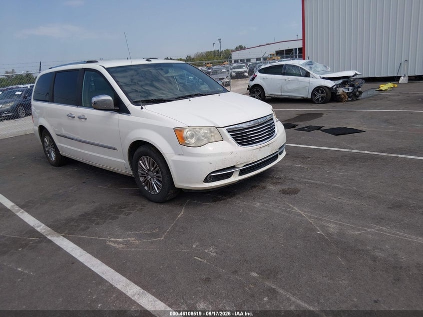 2011 CHRYSLER TOWN & COUNTRY LIMITED | 2A4RR6DG4BR656230 | UPCARS
