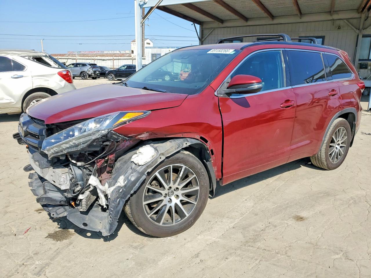 2018 TOYOTA HIGHLANDER SE | 5TDKZRFH7JS540041 | UPCARS