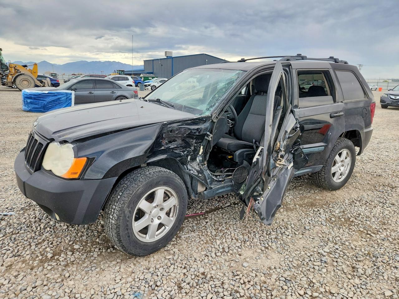 2008 JEEP CHEROKEE LAREDO | 1J8GR48K38C194673 | UPCARS