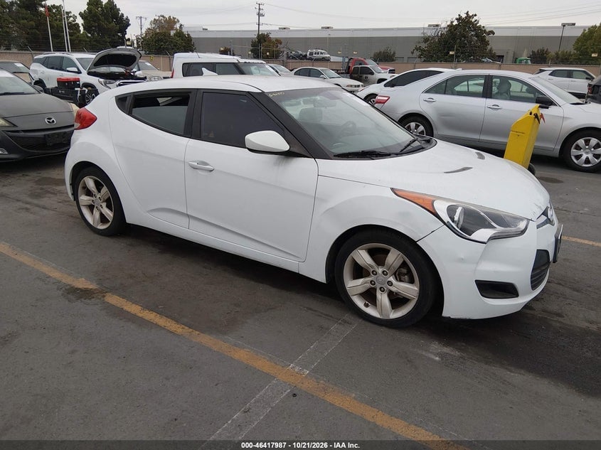 2015 HYUNDAI VELOSTER | KMHTC6ADXFU235558 | UPCARS