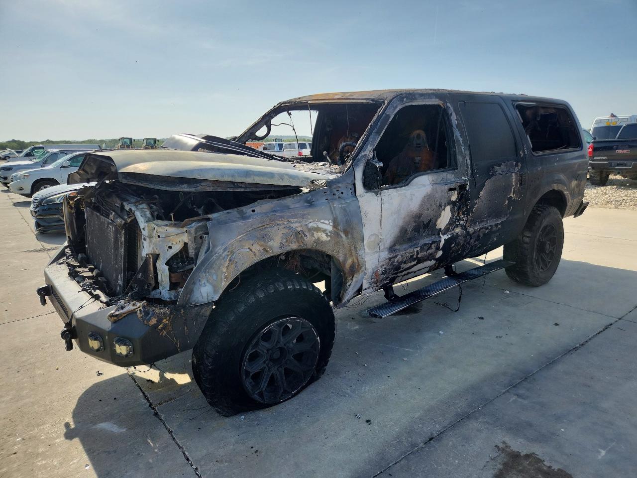 2000 FORD EXCURSION LIMITED | 1FMNU42F6YEE00724 | UPCARS