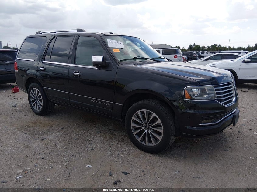 2015 LINCOLN NAVIGATOR | 5LMJJ2HT7FEJ03268 | UPCARS