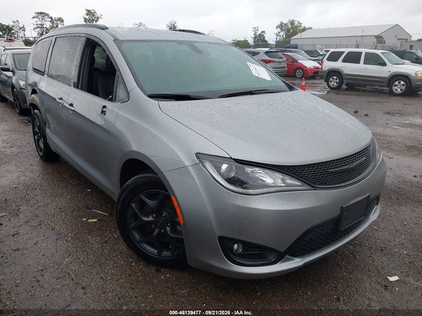 2018 CHRYSLER PACIFICA TOURING L | 2C4RC1BG4JR258642 | UPCARS