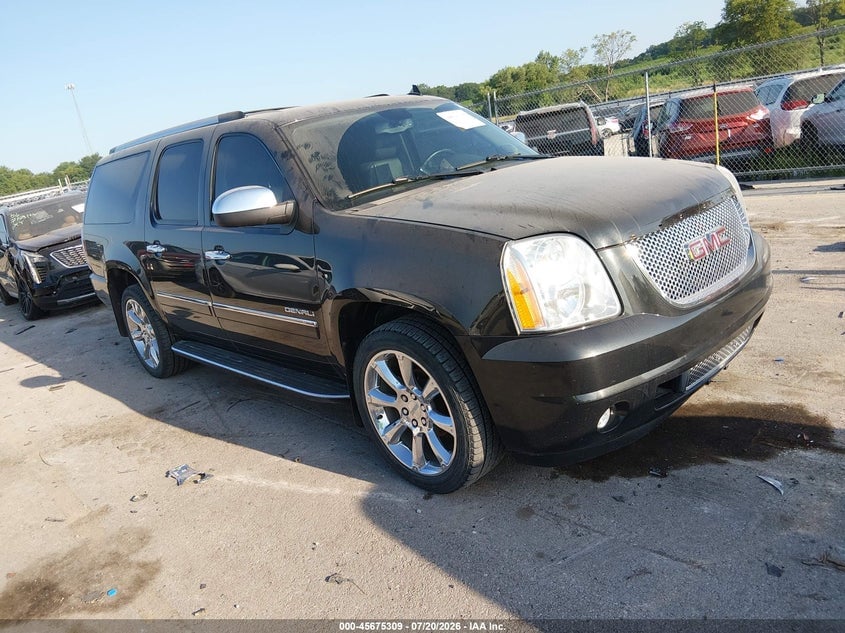 2013 GMC YUKON XL 1500 DENALI | 1GKS2MEF4DR302193 | UPCARS