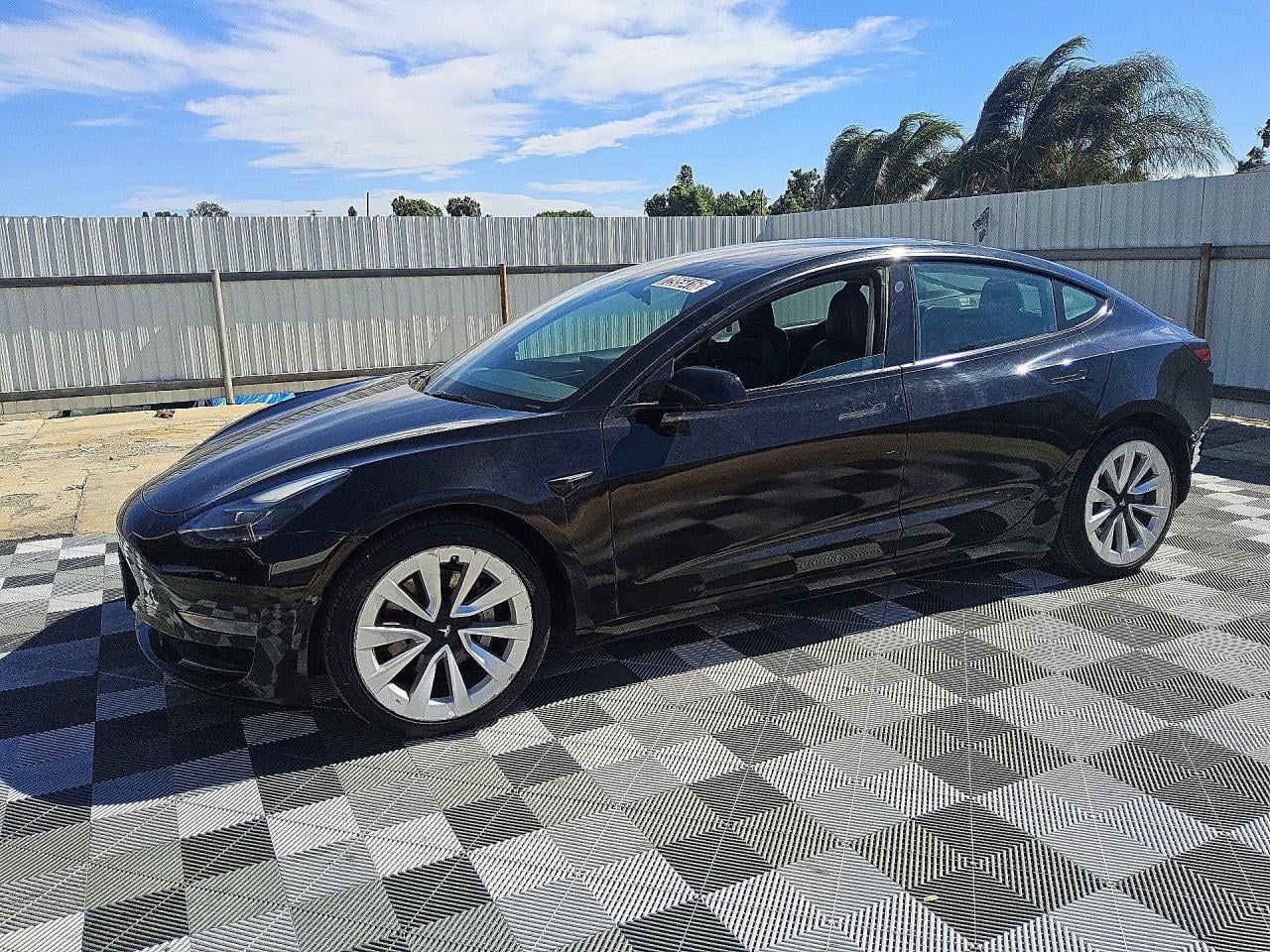 2022 TESLA MODEL 3 | 5YJ3E1EA9NF185339 | UPCARS