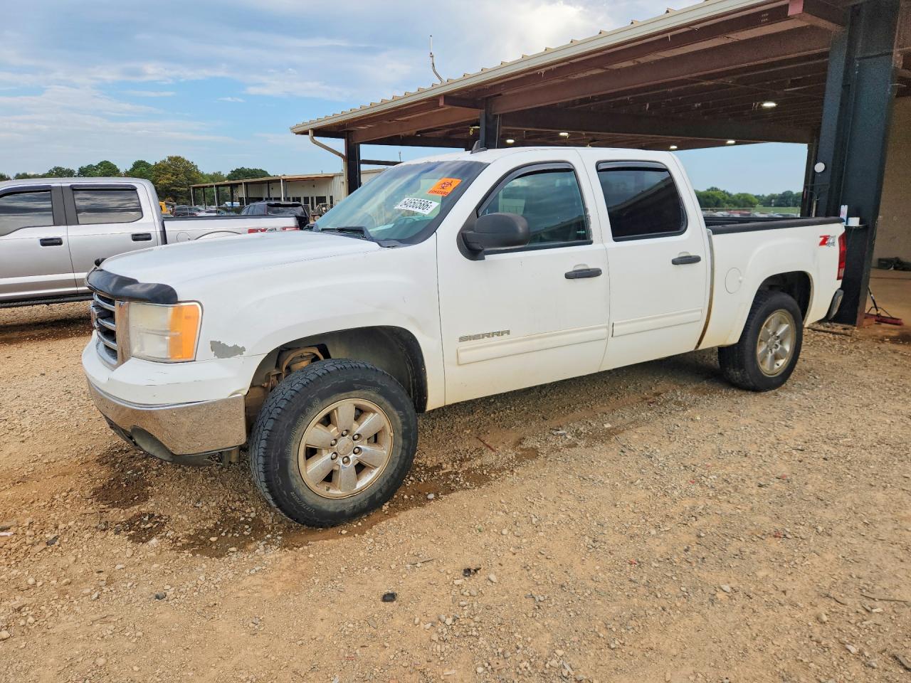 2013 GMC SIERRA K1500 SLE | 3GTP2VE72DG200438 | UPCARS