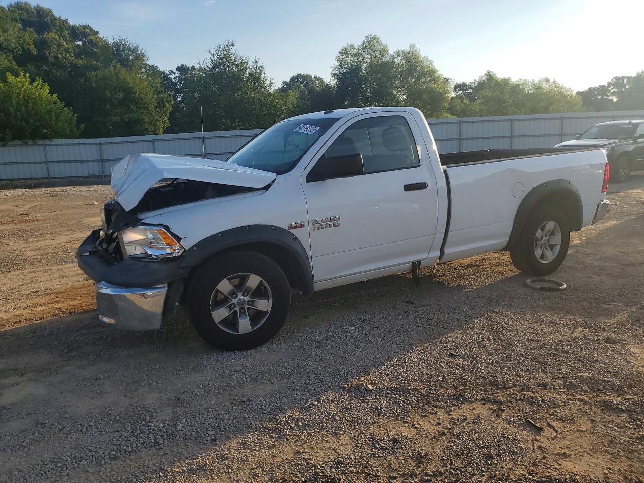 2014 RAM 1500 ST | 3C6JR6DT6EG137715 | UPCARS