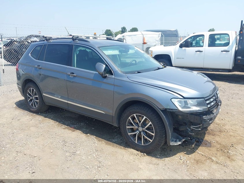 2020 VOLKSWAGEN TIGUAN 2.0T SE/2.0T SE R-LINE BLACK/2.0T SEL | 3VV2B7AX6LM142458 | UPCARS