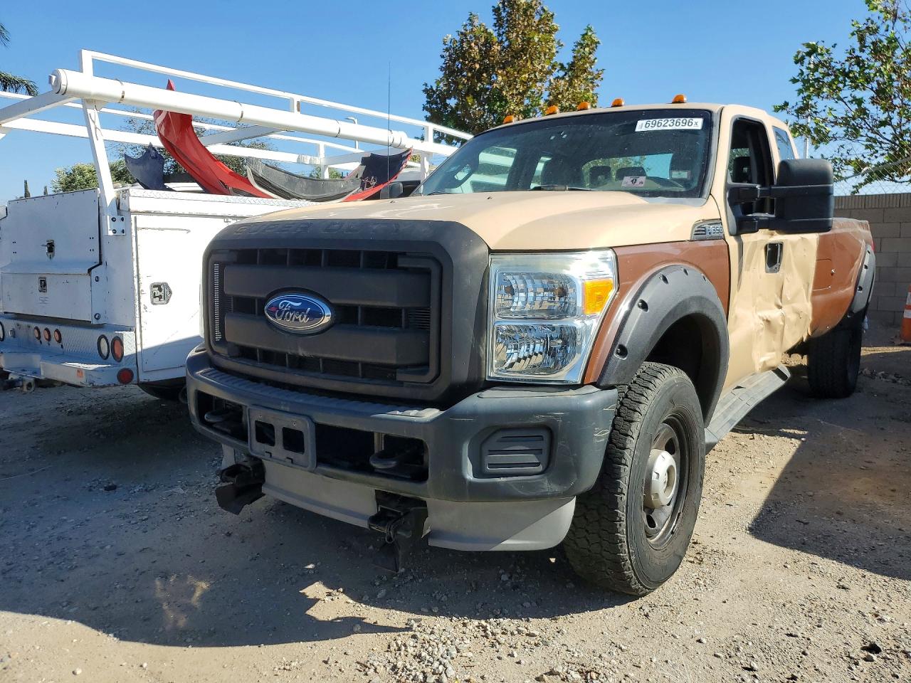 2011 FORD F350 SUPER DUTY | 1FT8X3B64BEC42393 | UPCARS