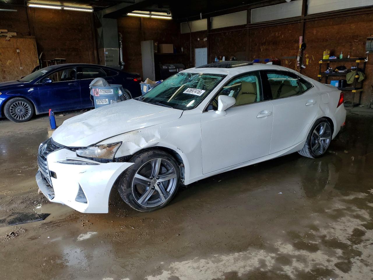 2017 LEXUS IS 300 | JTHCM1D21H5017664 | UPCARS