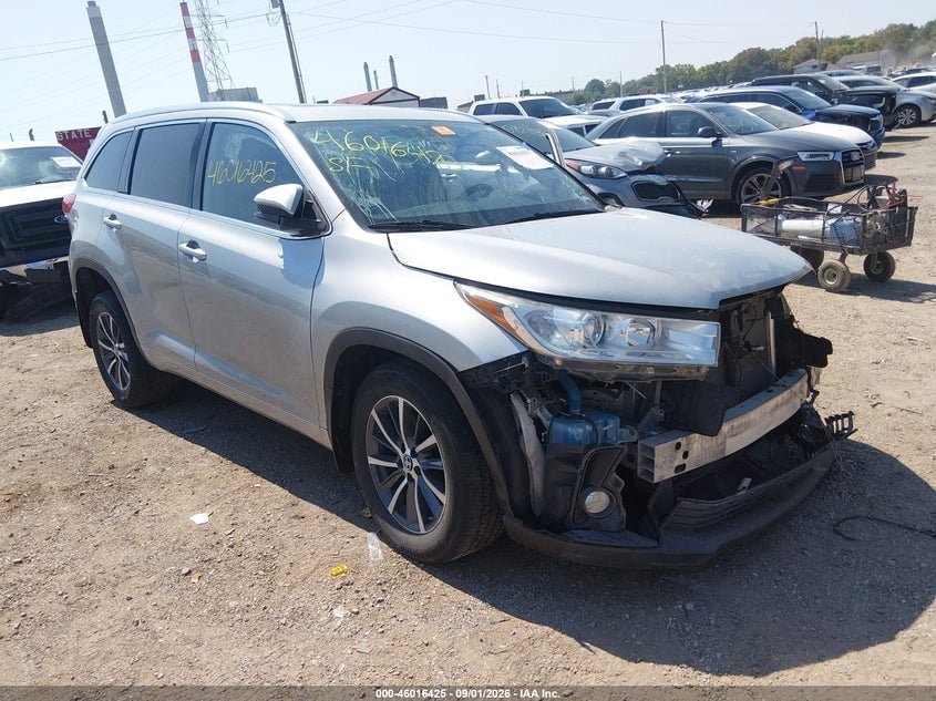 2018 TOYOTA HIGHLANDER XLE | 5TDJZRFH2JS808991 | UPCARS