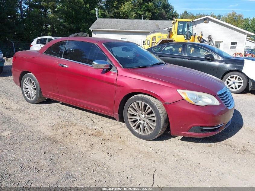 2013 CHRYSLER 200 LIMITED | 1C3BCBFG6DN614824 | UPCARS