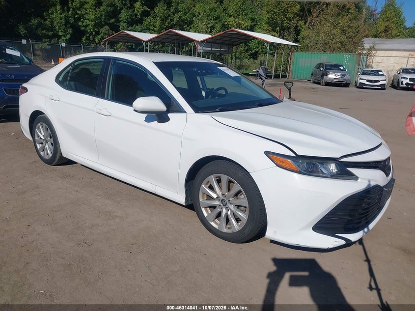 2019 TOYOTA CAMRY LE | 4T1B11HK7KU759415 | UPCARS