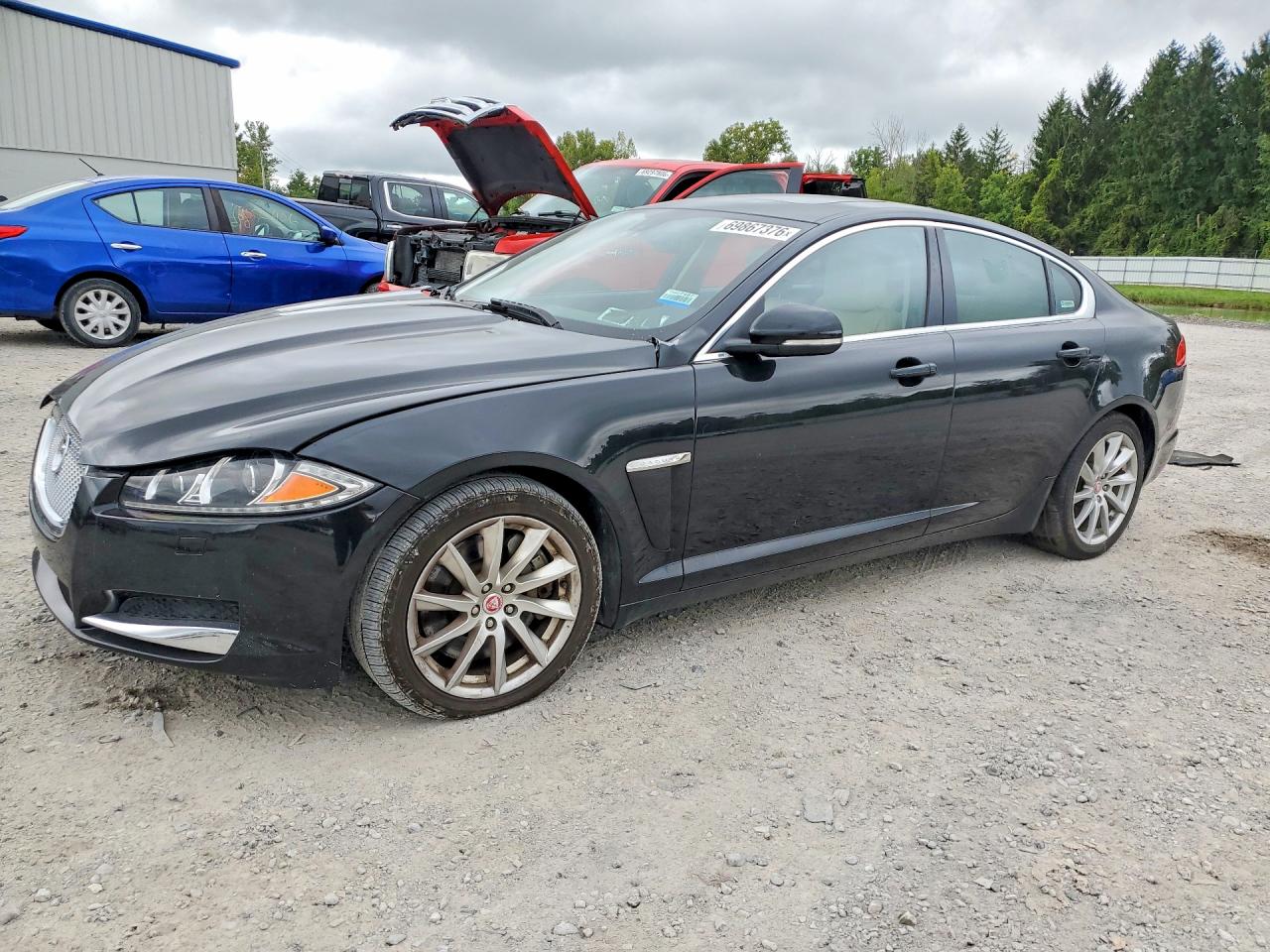 2015 JAGUAR XF 2.0T PREMIUM | SAJWA0FS5FPU80425 | UPCARS