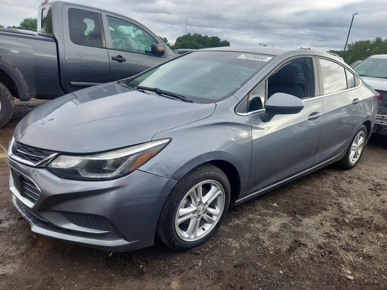 2018 CHEVROLET CRUZE LT | 1G1BE5SM1J7128370 | UPCARS