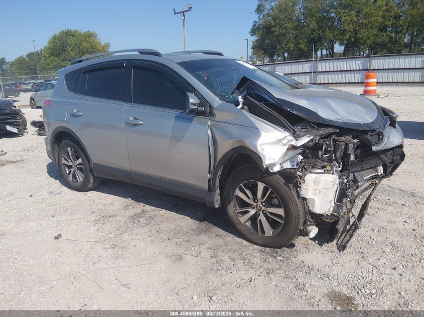 2018 TOYOTA RAV4 ADVENTURE/XLE | JTMRFREVXJJ234432 | UPCARS