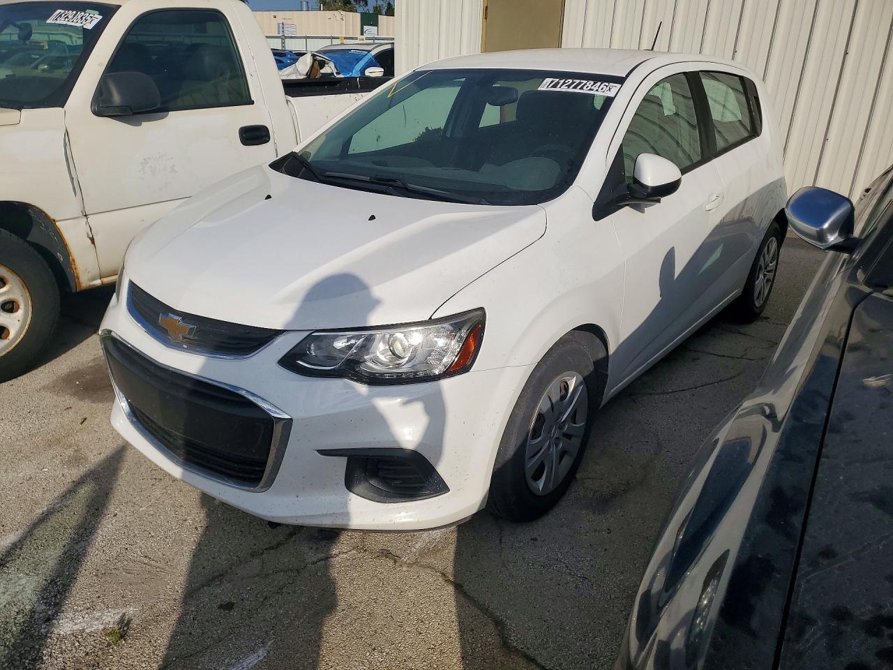 2018 CHEVROLET SONIC | 1G1JG6SH1J4108197 | UPCARS