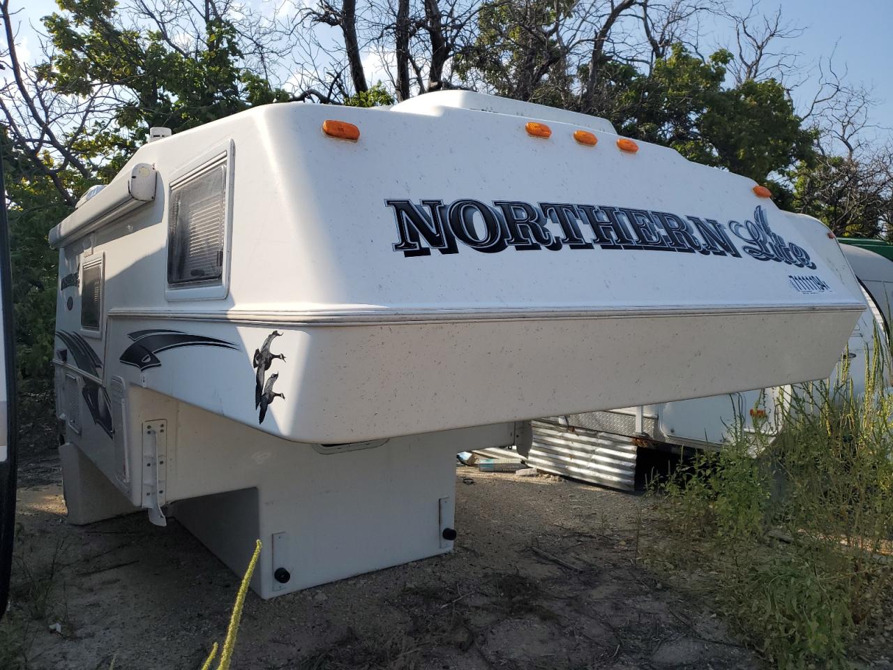 2020 CAMPER SHELL | NL811EX40920LE | UPCARS