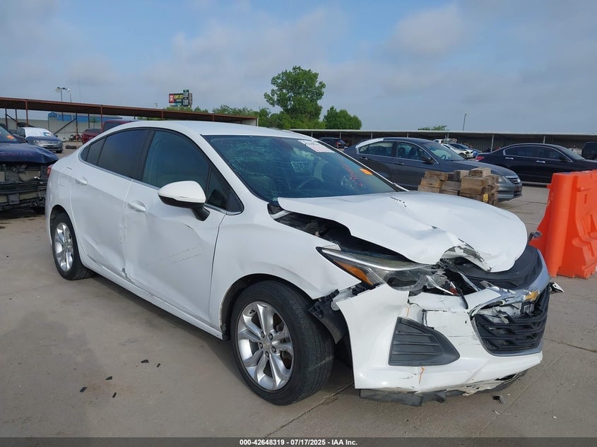 2019 CHEVROLET CRUZE LT | 1G1BE5SM3K7100409 | UPCARS