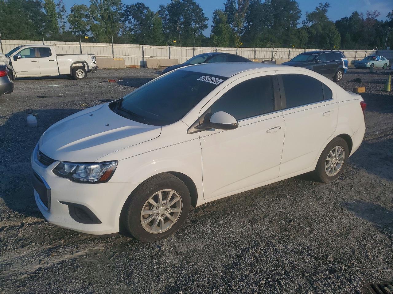 2020 CHEVROLET SONIC LT | 1G1JD5SBXL4117952 | UPCARS