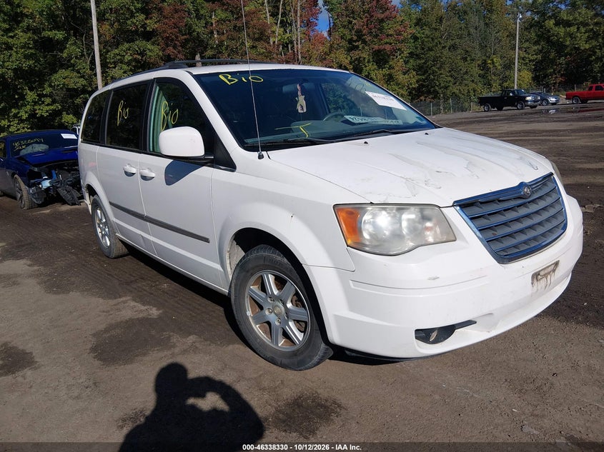 2010 CHRYSLER TOWN & COUNTRY TOURING | 2A4RR5D10AR413244 | UPCARS